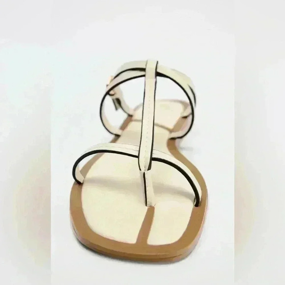 🔥🔥Zara Strappy sandals - Picture 2 of 6